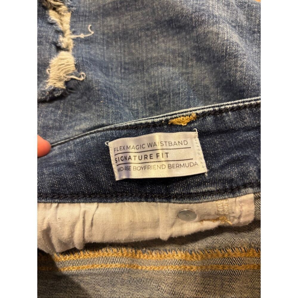Lane Bryant 20 denim boyfriend Bermuda Jean shorts distressed cutoffs - Picture 8 of 9